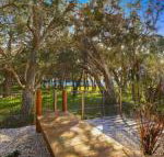 The Wharf House Budgewoi - Inverell Accommodation