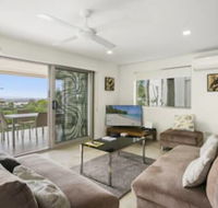 Stunning Apartment With Views of Laguna Bay Unit 2 Taralla 16 Edgar Bennett Ave - Inverell Accommodation