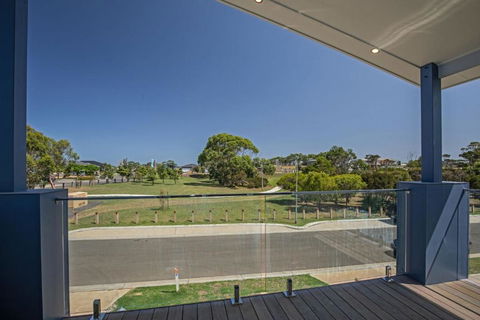 Grande Nisi Casa Cowes - Inverell Accommodation 2
