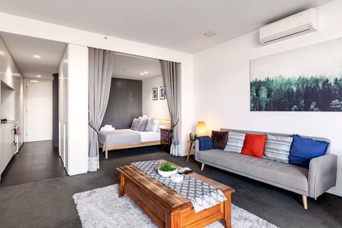 Spacious 1BD 50m From Chapel Street - Inverell Accommodation 5