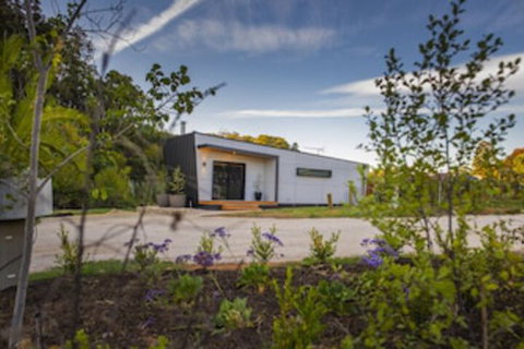 Pavilions At Lenswood - Inverell Accommodation 0