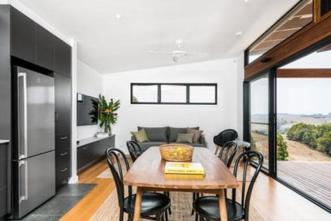 Your Luxury Escape Carinya Cottages 2 - Inverell Accommodation 6