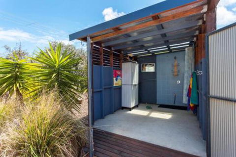 All Decked Out - Inverell Accommodation 6