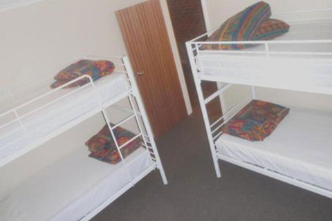 Andorra 1 - Inverell Accommodation 7
