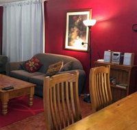 Alexander Cottage - Inverell Accommodation