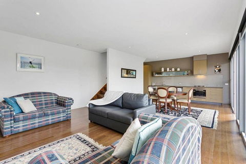 DREW Golfers Delight Close To St. Andrews Beach - Inverell Accommodation 3