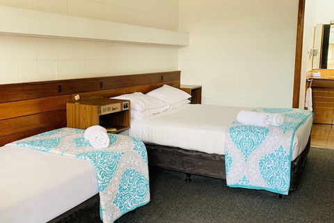 The Caledonian Hotel Motel - Inverell Accommodation 3