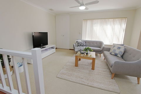 Alexandra Villa - Inverell Accommodation 5