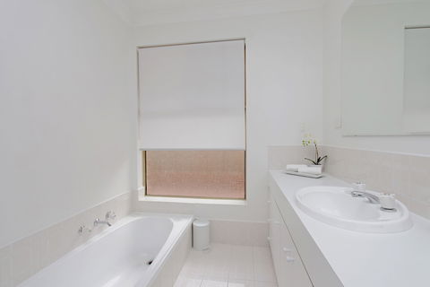 Alexandra Villa - Inverell Accommodation 3