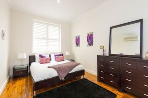 Elegant Cremorne Point Apartment MILS5 - Inverell Accommodation 4