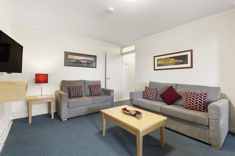 Regent Park - Inverell Accommodation 3