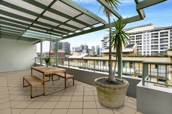 Dual Level Apt Darling Harbour HWD89 - Inverell Accommodation 1