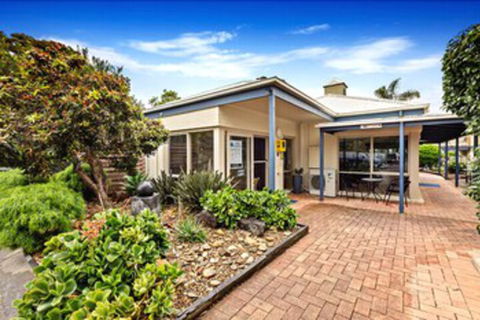 Island Breeze Resort - Inverell Accommodation 2