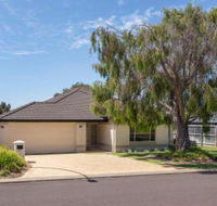 Macs Manor - Inverell Accommodation