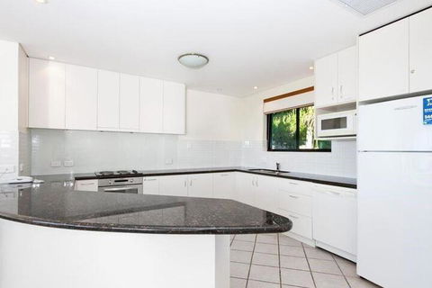 Allambi Rise Apartments A - Inverell Accommodation 5