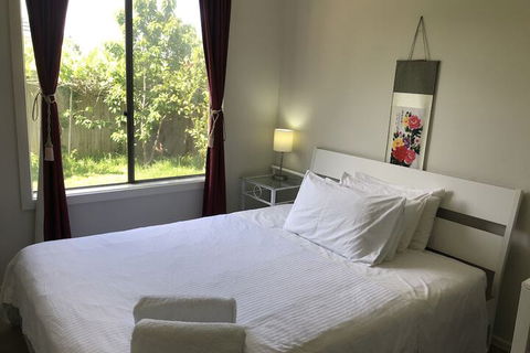 Apple House - Inverell Accommodation 4