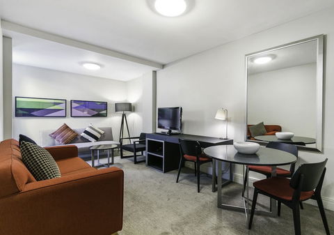 DARLING A Tidy Space In A Great Location - Inverell Accommodation 3