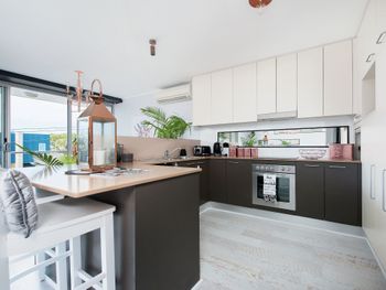 Scandie Haven At Fingal Bay - Inverell Accommodation 3