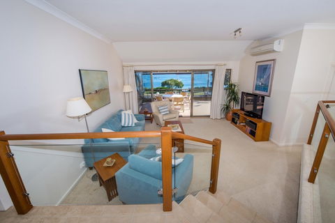 A Yachtsmans Rest Unit 4, 37 Victoria Parade - Inverell Accommodation 2