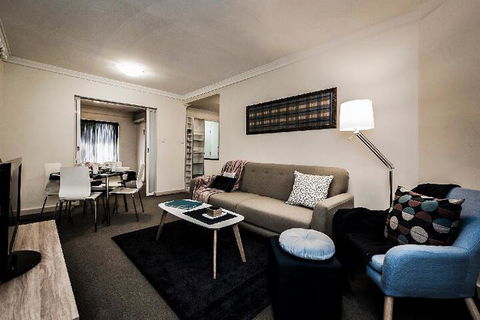 AirExec Apartments - Inverell Accommodation 4