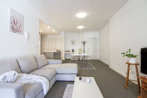 Charming And Dream Home In Sydney - Inverell Accommodation 6