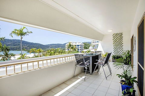 Sea Eagle On Airlie Airlie Beach - Inverell Accommodation 7