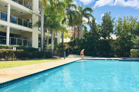 Palm Retreat - Inverell Accommodation 1