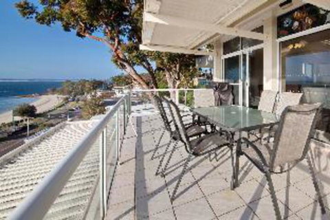 3 Bedroom House Classic View 2 / 49 Victoria Parade FREE WIFI - Inverell Accommodation 3