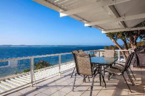 3 Bedroom House Classic View 2 / 49 Victoria Parade FREE WIFI - Inverell Accommodation 0