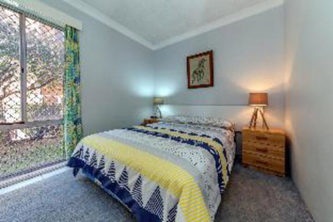 2 Bedroom Apartment Castaways Unit 1 - Inverell Accommodation 3