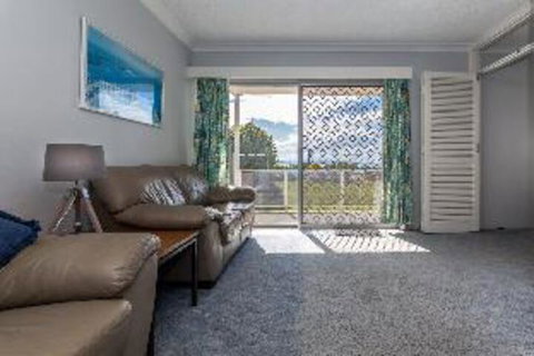 2 Bedroom Apartment Castaways Unit 1 - Inverell Accommodation 4