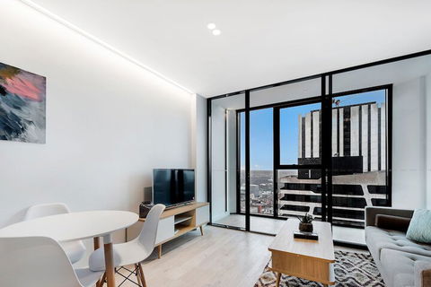 IFSuites (IFSTAYS) Light House Apartment - Inverell Accommodation 3