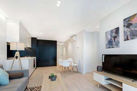 IFSuites (IFSTAYS) Light House Apartment - Inverell Accommodation 4