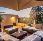 Contemporary  luxurious Little Cove - Inverell Accommodation