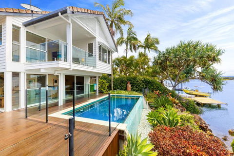 22 Noosa Parade - Inverell Accommodation 3