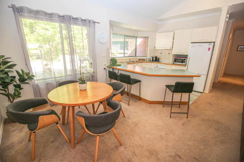 Abenaki - Inverell Accommodation 1