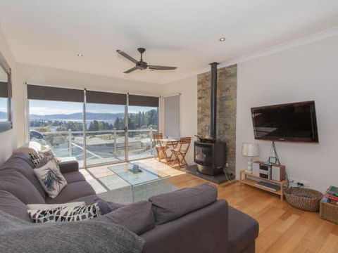 Aspect 2 / 8a Poly Cow Lane - Inverell Accommodation 5
