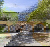Shoal Bay Avenue Unit 7