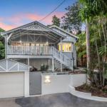 Gorgeous Home 3 Mins To Strand - Inverell Accommodation 0