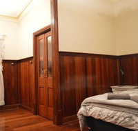 Gargoyle Lodge - Inverell Accommodation