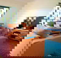 Cumberland House - Inverell Accommodation