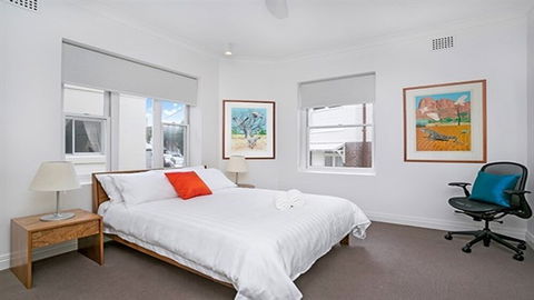Modern Apartment With Sydneys Finest Views CP308 - Inverell Accommodation 2
