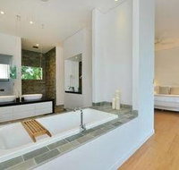 Patons Place on the Beach - Inverell Accommodation