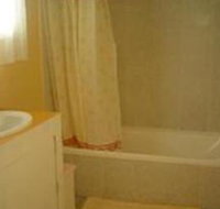 Coras Gypsum Cottage - Inverell Accommodation