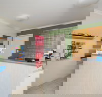 Tin Can Bay's Sleepy Lagoon Motel - Inverell Accommodation