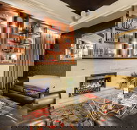 Nightcap at Findon Hotel - Inverell Accommodation