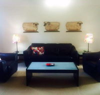 Australian Home Away at East Doncaster George - Inverell Accommodation