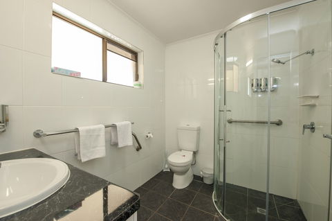 Allan Cunningham Motel - Inverell Accommodation 6