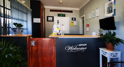 Highway Motor Inn - Inverell Accommodation 2