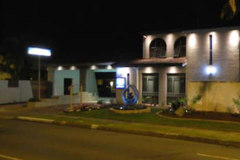 Alabaster Motor Inn Taree - Inverell Accommodation 5